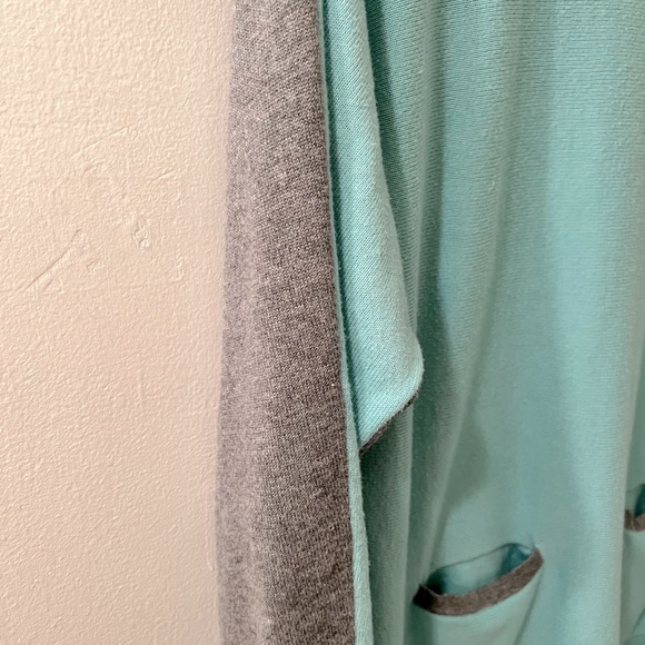 🌺 5 for $20 🌺 Vince Camuto Sweater - Picture 4 of 5